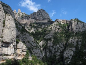 Kloster-Montserrat_-_unten